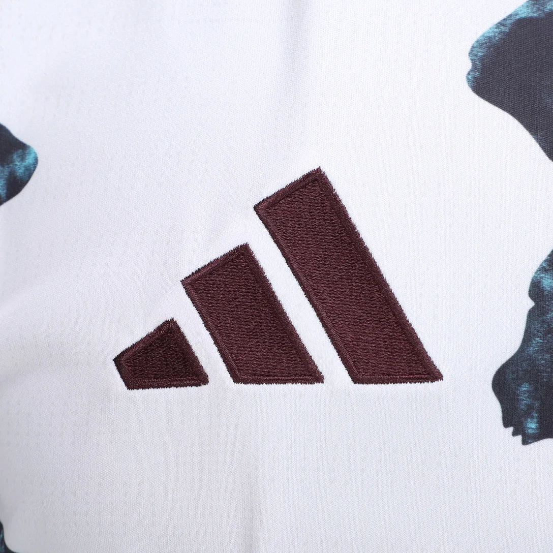 Camisa Bayern de Munique Pré-Jogo 25/26 - Branca e Vermelha